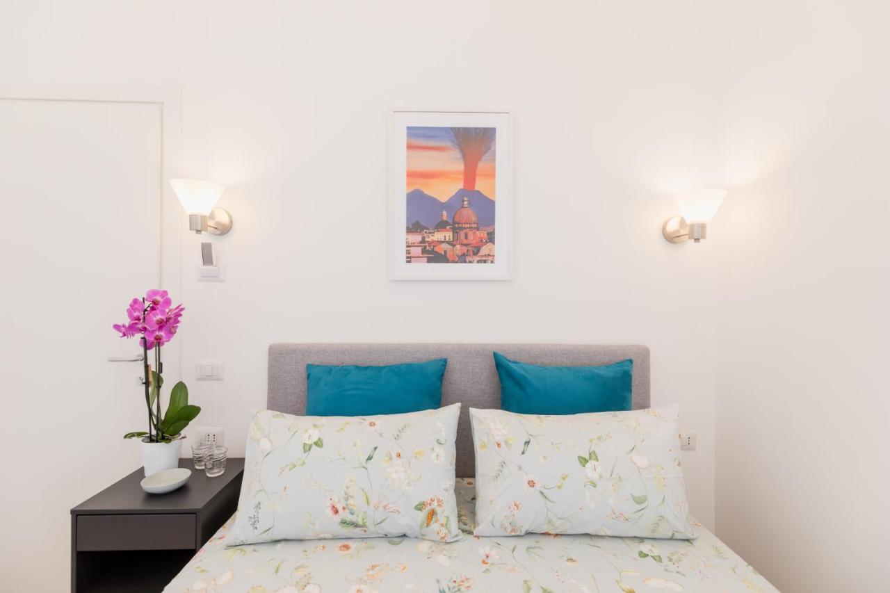 Blu Parthenope Suites Napoli Exterior foto