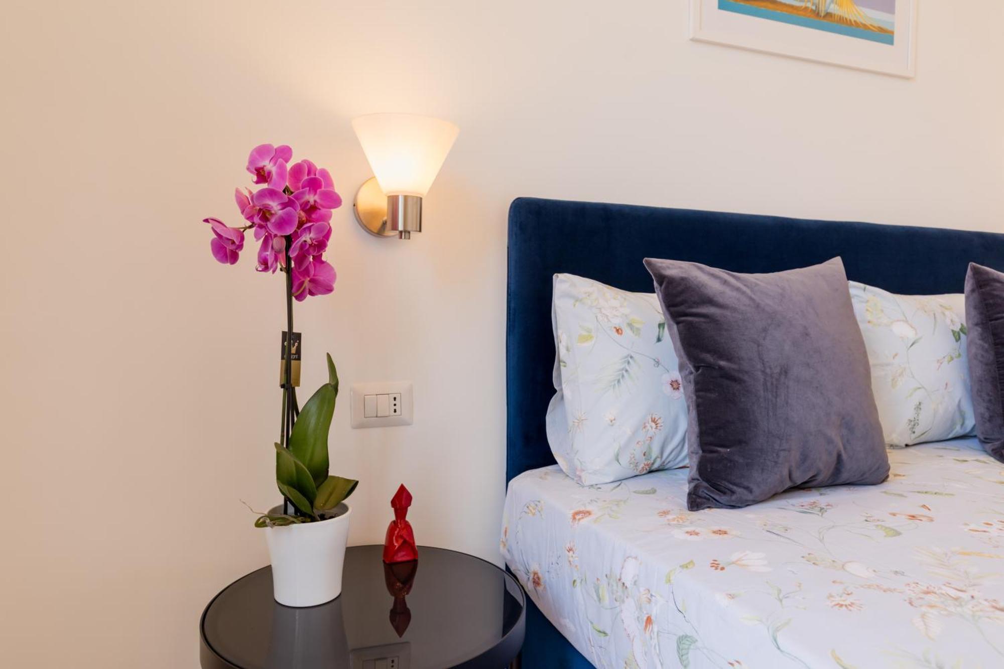 Blu Parthenope Suites Napoli Exterior foto